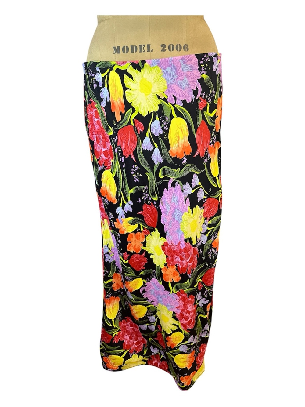Yukiko Noritake Maeve Slim Elastic Waist Bold Black/multi Floral Maxi Skirt